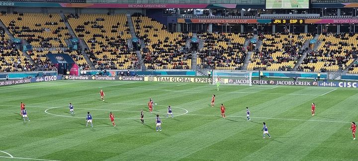 FIFA要改规则了！2027年起天价解约金不好使了｜乐竞体育（封面配图）
